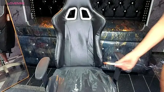 Catalella Little B online show from June 25, 2026, 7:40 pm