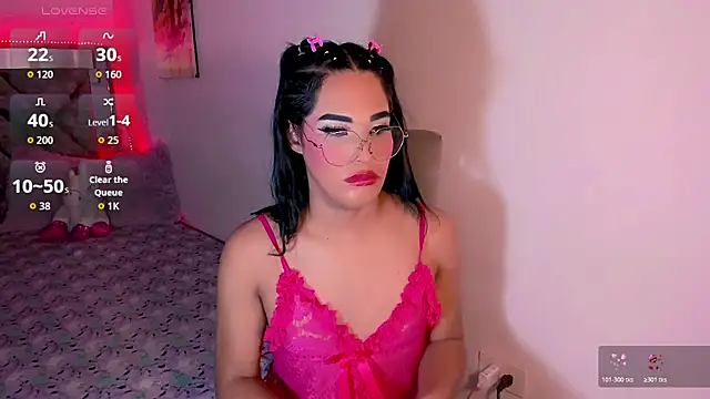 isabellaho1318 online show from July 16, 2026, 11:44 pm