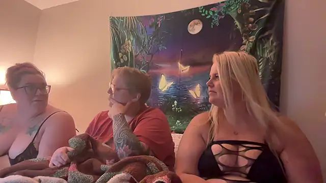 Girthdaddy9 online show from July 22, 2026, 3:53 am