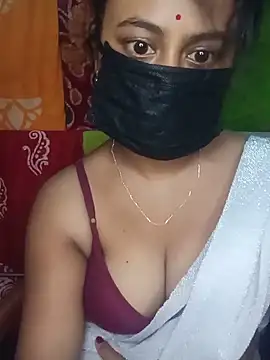 Sayanichatterjee024 online show from July 2, 2026, 10:21 am