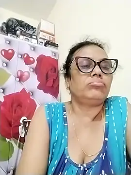 Snapshot of chatterjeesayani567 chatting on July 21, 2026, 5:32 am chatterjeesayani567 online show from July 21, 2026, 5:32 am