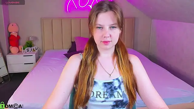 Violeta Paul online show from July 12, 2026, 1:07 am