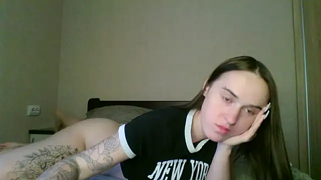 elliza snow online show from June 18, 2026, 11:36 am