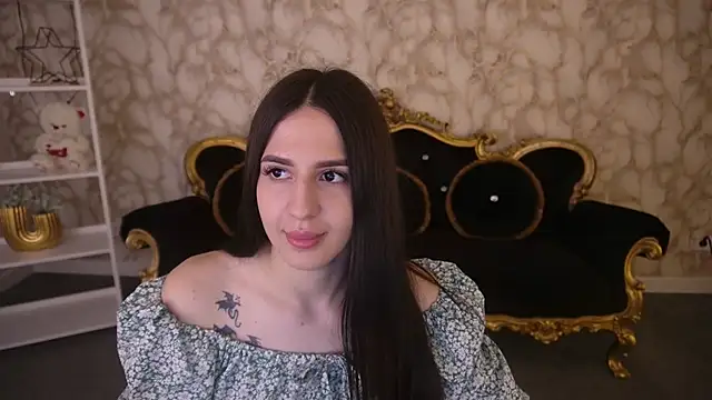 AlesiaDessmond online show from July 9, 2026, 6:56 pm