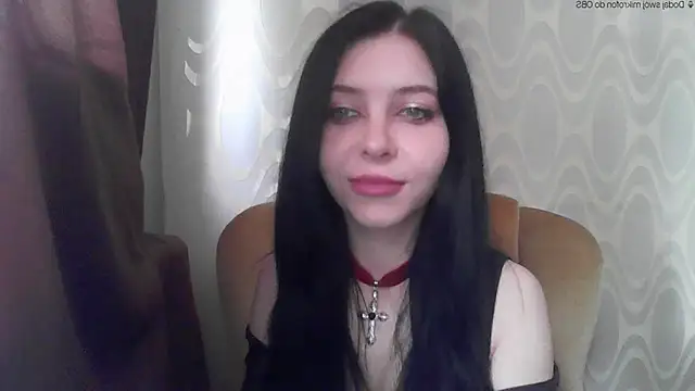 Snapshot of RileyTight chatting on June 3, 2026, 9:45 am RileyTight online show from June 3, 2026, 9:45 am