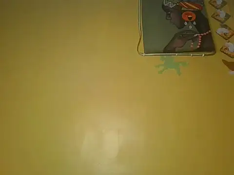 Snapshot of Suzzy_Baibe chatting on July 5, 2026, 10:06 pm Suzzy Baibe online show from July 5, 2026, 10:06 pm
