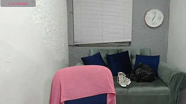 leilasosexy online show from June 27, 2026, 2:55 pm