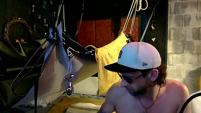 thierrybae online show from June 30, 2026, 10:33 pm
