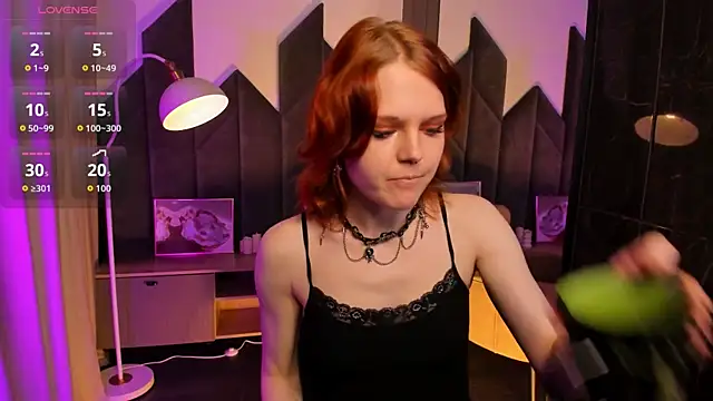 Snapshot of Goddess__Alice chatting on June 25, 2026, 1:15 pm Goddess Alice online show from June 25, 2026, 1:15 pm