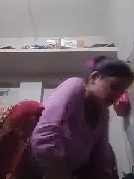 Snapshot of Hot_bhabi0123 chatting on June 26, 2026, 1:43 am Hot bhabi0123 online show from June 26, 2026, 1:43 am