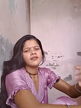 Snapshot of Hot_bhabi0123 chatting on July 5, 2026, 4:52 am Hot bhabi0123 online show from July 5, 2026, 4:52 am
