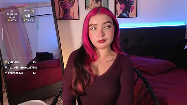Maia Mancini5 online show from July 9, 2026, 8:02 pm