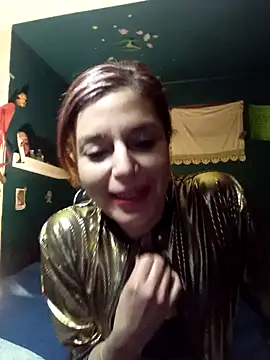 fresasabrosa69 online show from June 21, 2026, 1:30 am