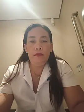 Snapshot of yensexy45 chatting on July 22, 2026, 5:54 am yensexy45 online show from July 22, 2026, 5:54 am