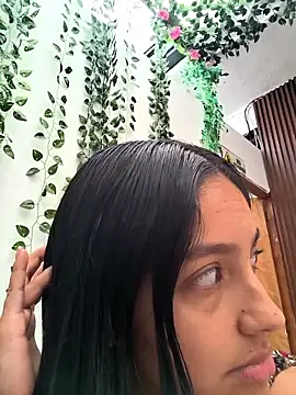SophiCastro09  online show from June 12, 2026, 2:38 pm