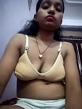 kajal jain00 online show from July 13, 2026, 4:15 am