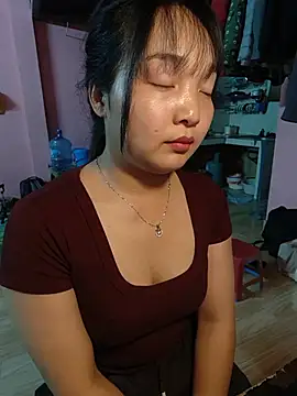 Moe-bay online show from July 8, 2026, 12:59 am