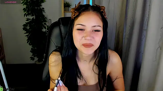 Snapshot of Baby_Sunsh1ne_ chatting on June 28, 2026, 1:22 am Baby Sunsh1ne online show from June 28, 2026, 1:22 am