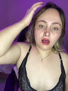 Rositafresitaa online show from June 11, 2026, 2:00 am