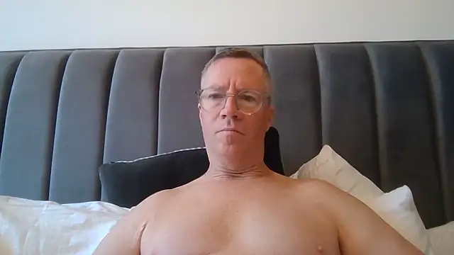Snapshot of SinfulPulse69 chatting on June 15, 2026, 5:42 am SinfulPulse69 online show from June 15, 2026, 5:42 am