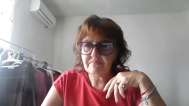 ErikaXShine online show from August 4, 2026, 12:08 pm