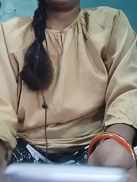 Snapshot of Naughty_dii chatting on August 3, 2026, 7:18 am Naughty dii online show from August 3, 2026, 7:18 am