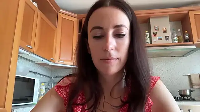 Flamingo Queen online show from July 8, 2026, 5:34 am