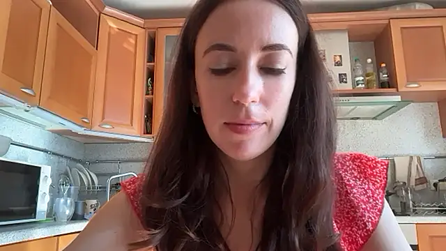 Flamingo Queen online show from July 26, 2026, 5:04 am
