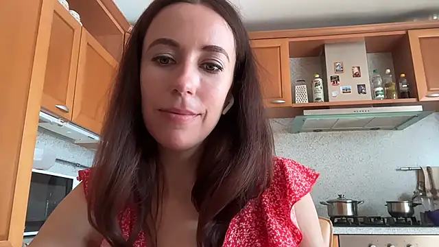 Flamingo Queen online show from July 29, 2026, 6:22 am