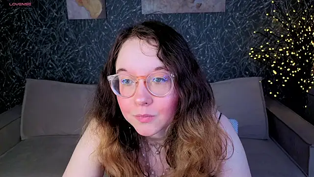 Aleks-casterrr online show from June 14, 2026, 5:15 pm