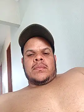 FFelipe000777 online show from July 14, 2026, 4:45 pm