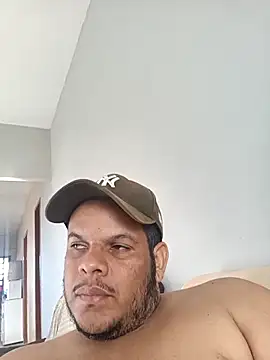 FFelipe000777 online show from July 17, 2026, 12:01 pm