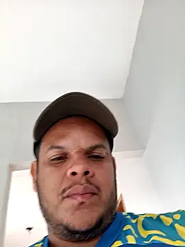 FFelipe000777 online show from July 28, 2026, 11:17 am