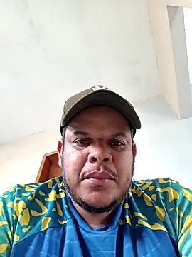 FFelipe000777 online show from July 28, 2026, 3:32 pm