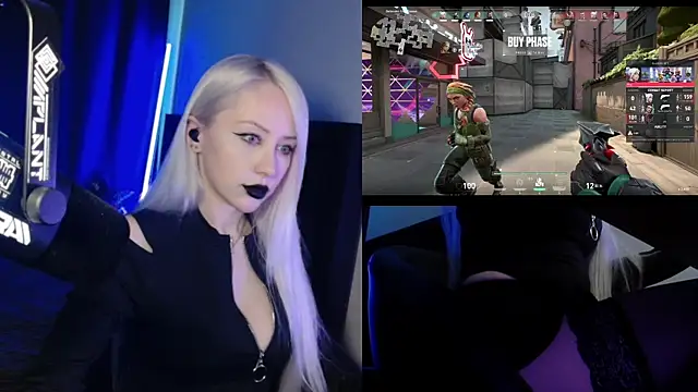 roxxyrowe online show from June 22, 2026, 3:25 am
