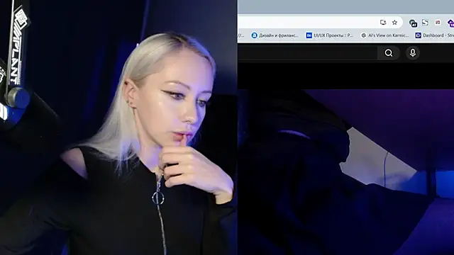 roxxyrowe online show from July 9, 2026, 9:41 pm