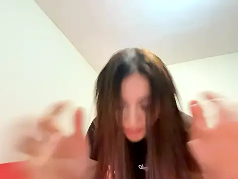 Snapshot of fresita_18 chatting on June 18, 2026, 4:33 pm fresita 18 online show from June 18, 2026, 4:33 pm