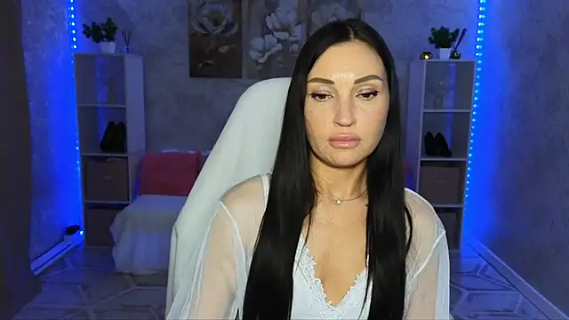 NikoleMills online show from July 27, 2026, 2:02 pm