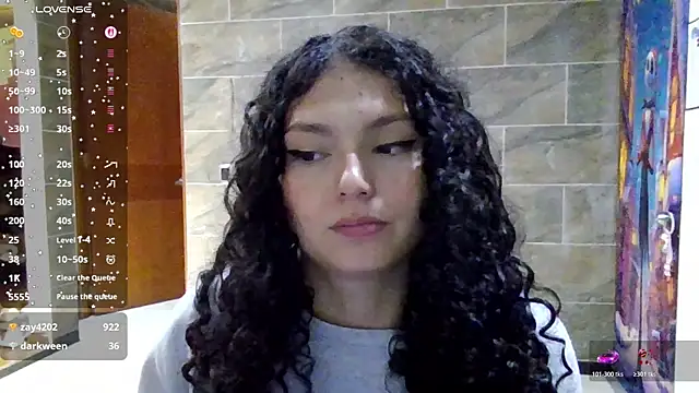 Diamond Curls online show from July 28, 2026, 6:20 pm