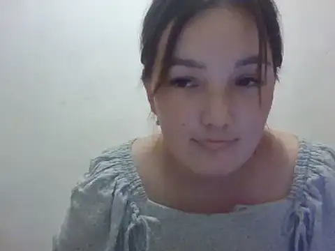 Snapshot of AnelyaMaya chatting on June 15, 2026, 6:43 pm AnelyaMaya online show from June 15, 2026, 6:43 pm