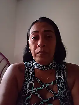 candelahot10 online show from June 23, 2026, 2:37 pm
