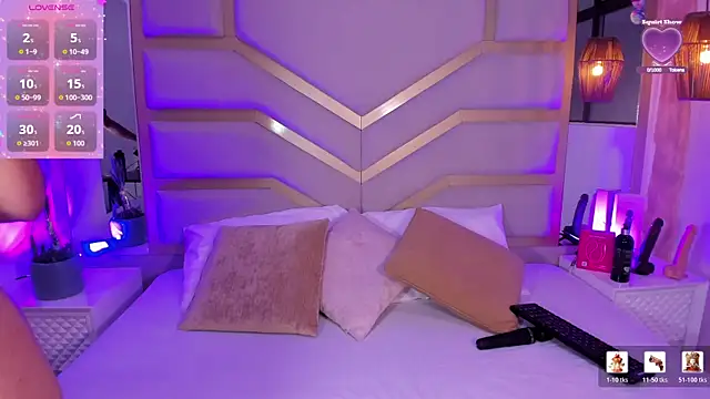 Victoria-Luxx online show from July 14, 2026, 9:53 pm