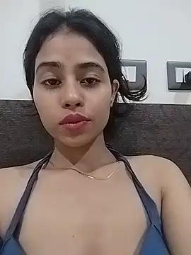 Nikitahot83 online show from June 14, 2026, 6:54 pm