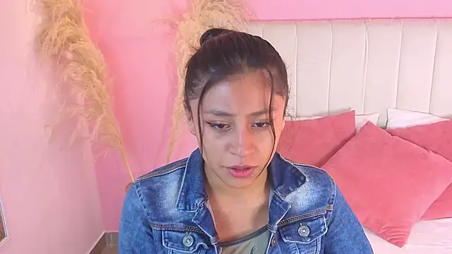 valeria  torres online show from July 24, 2026, 11:52 am