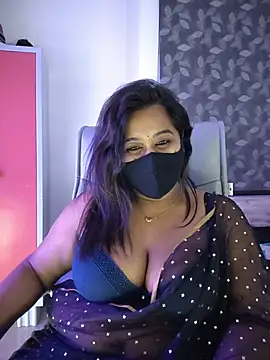 beauty lisa- online show from July 8, 2026, 8:46 pm