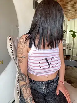 Mariana pink18 online show from June 11, 2026, 2:04 pm
