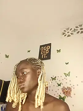 petiteebony254 online show from June 15, 2026, 5:20 am