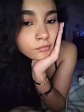 Snapshot of Kittyytinaa chatting on June 21, 2026, 3:20 am Kittyytinaa online show from June 21, 2026, 3:20 am