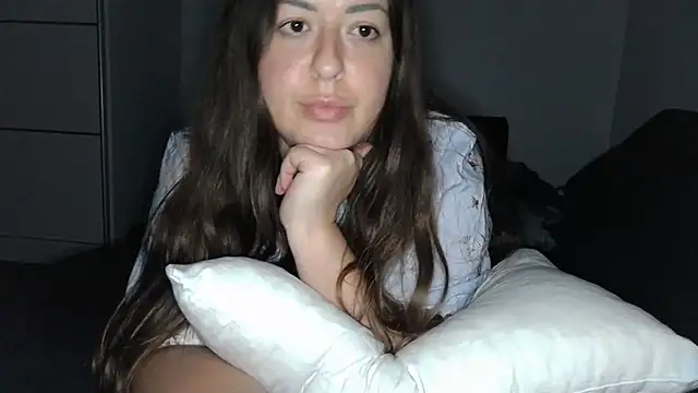 Snapshot of Monia9530 chatting on July 20, 2026, 10:34 pm Monia9530 online show from July 20, 2026, 10:34 pm