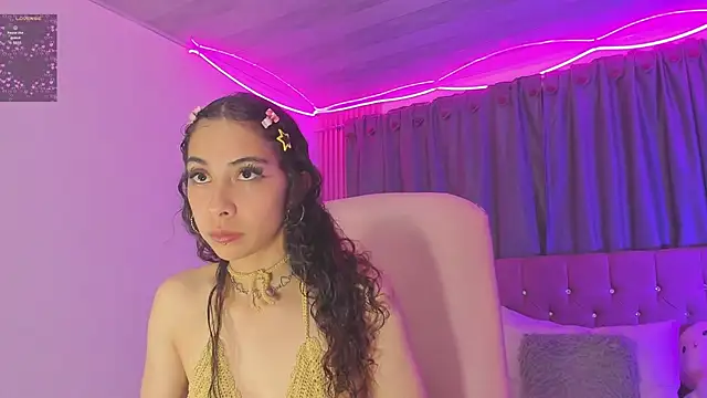 Sarah Moon1 online show from July 18, 2026, 3:44 am